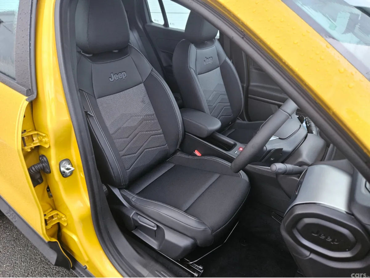 Jeep Avenger SUV, Petrol Hybrid, 2026, Yellow