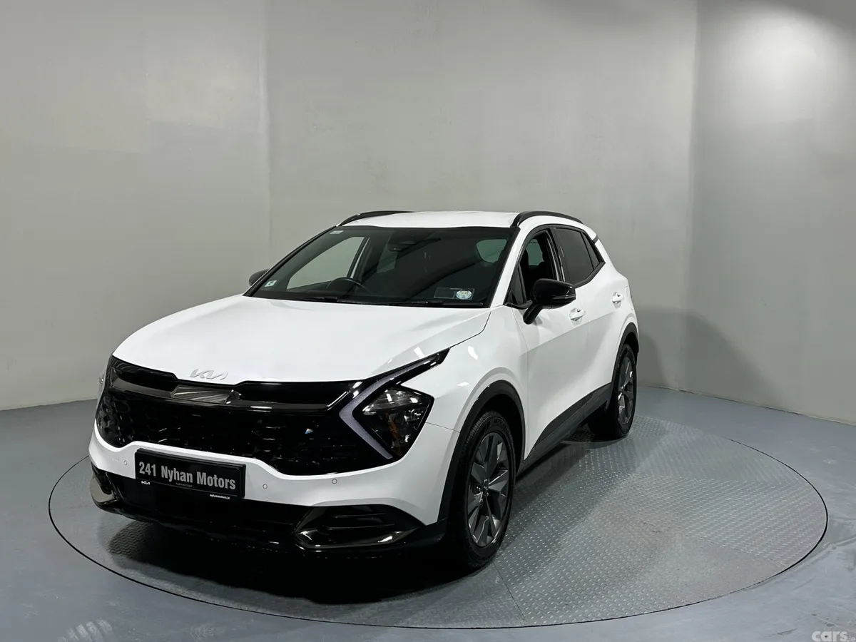 Kia Sportage SUV, Petrol Hybrid, 2024, White