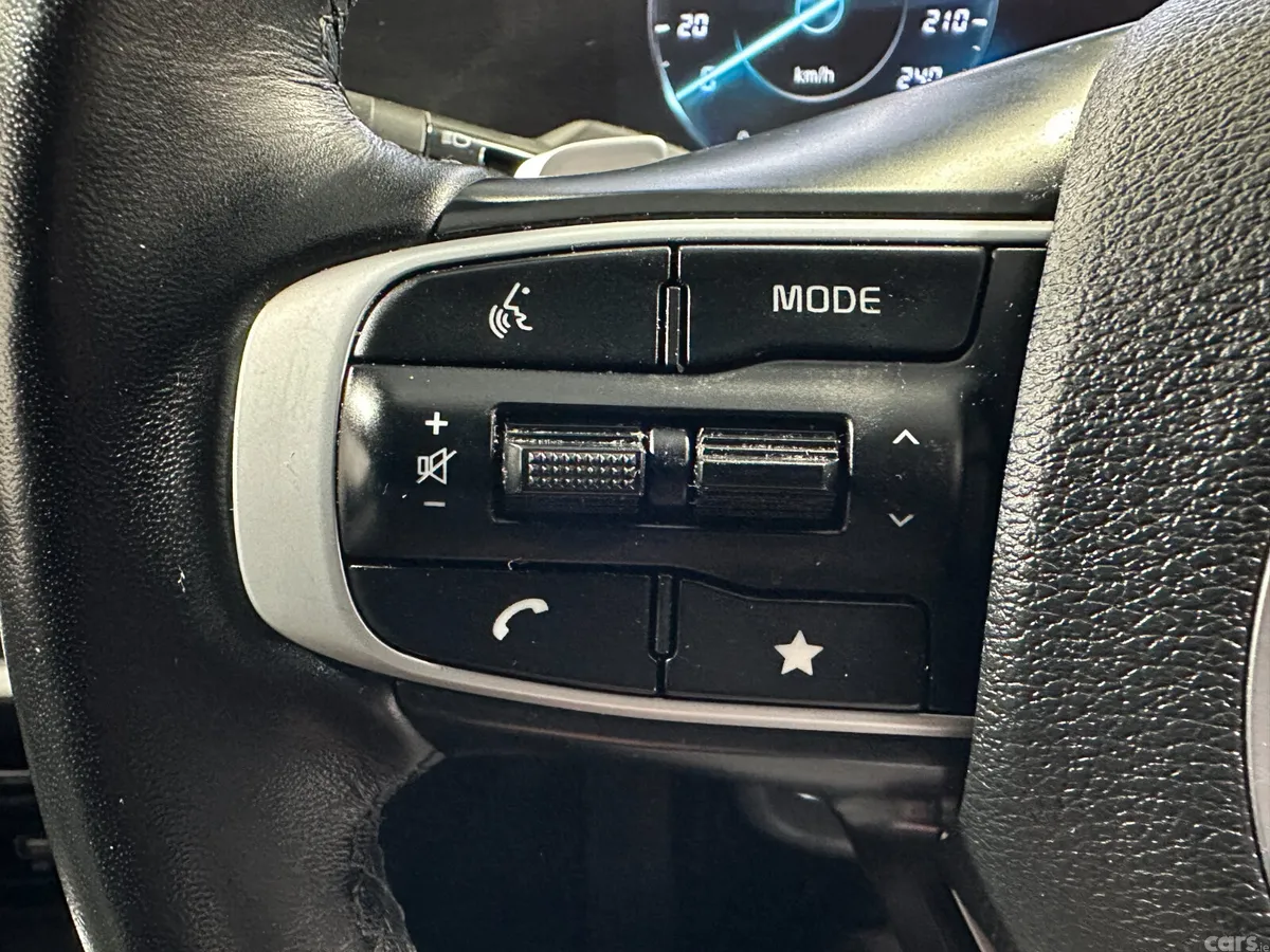 Kia Sportage SUV, Petrol Hybrid, 2024, White