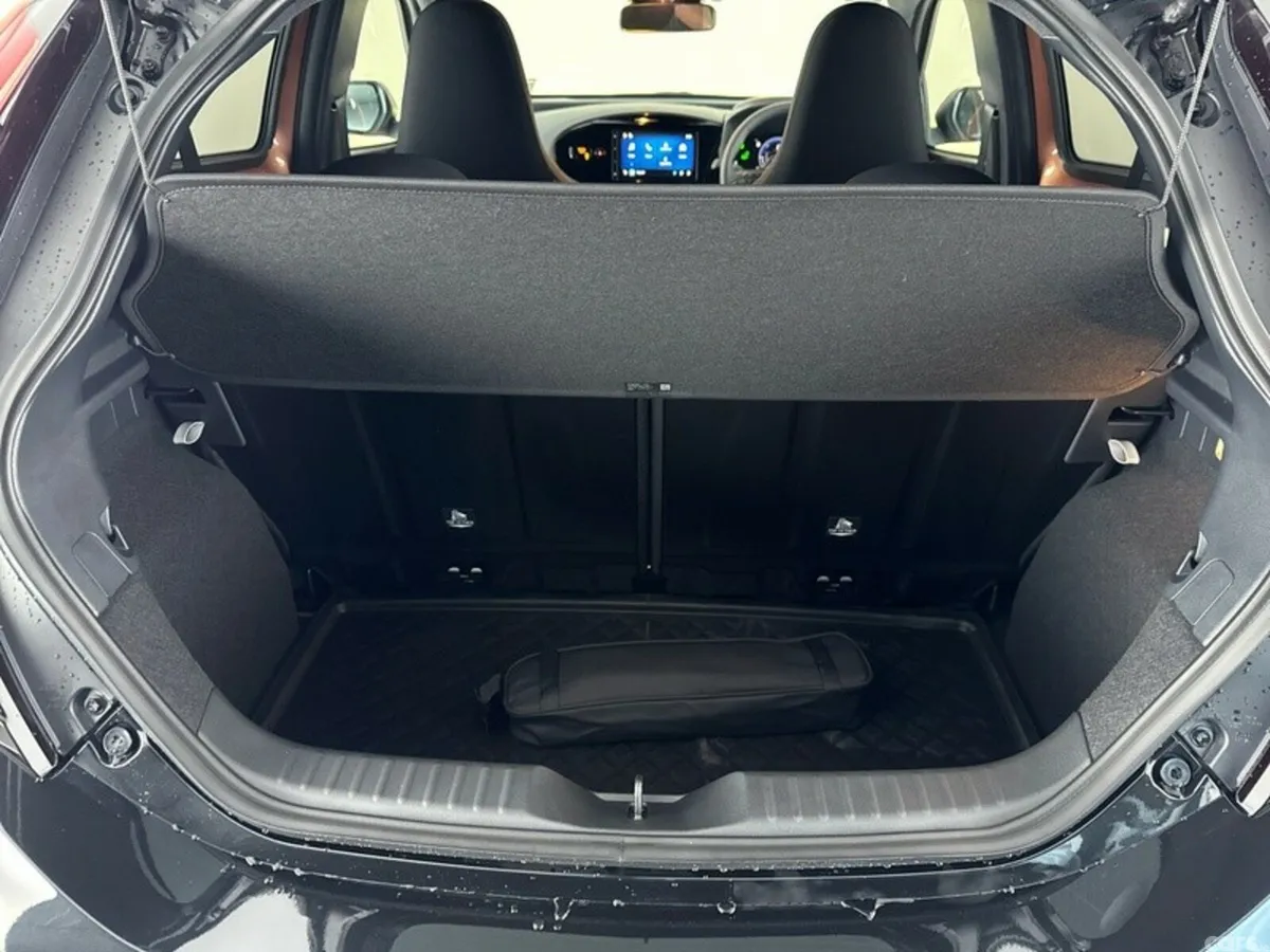 Toyota Aygo X Hatchback, Petrol Hybrid, 2026, 