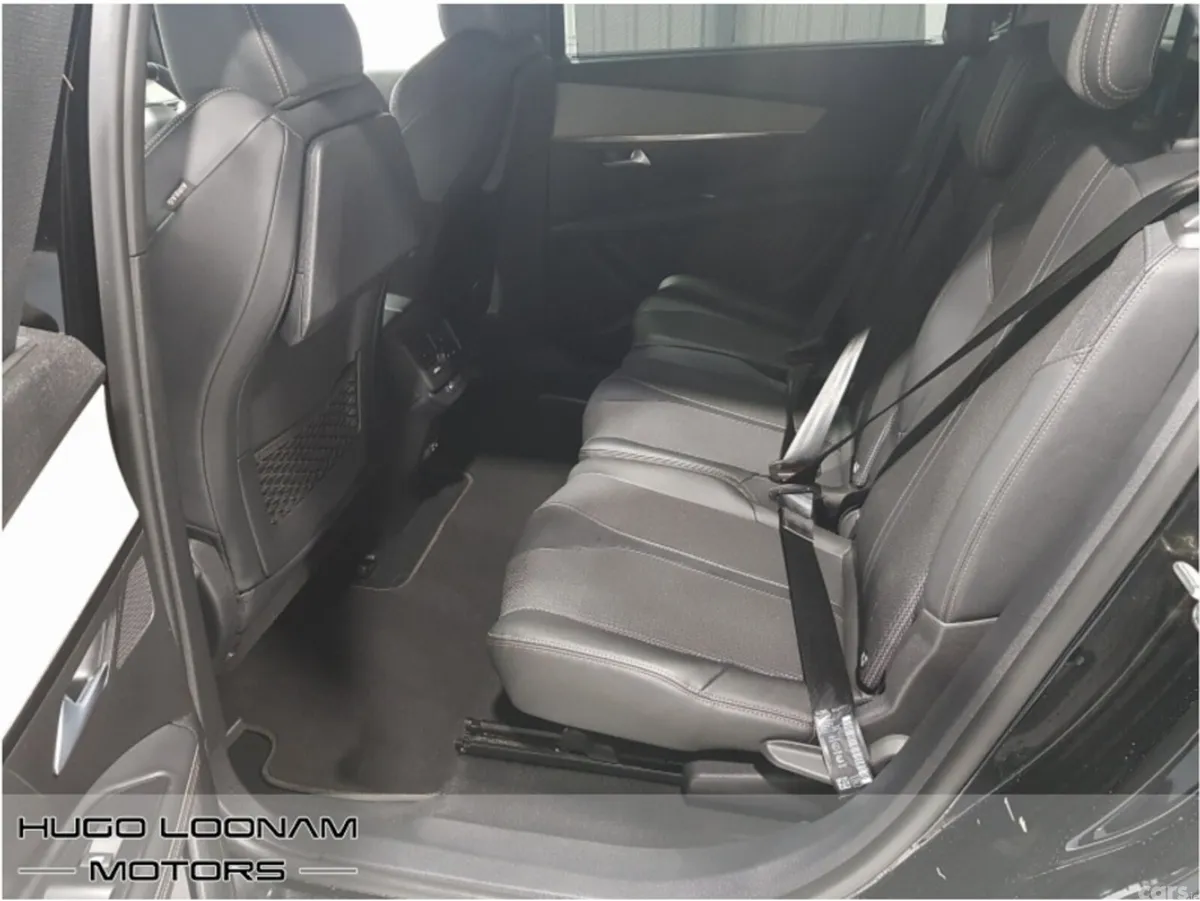 Peugeot 5008 MPV, Petrol, 2025, Black