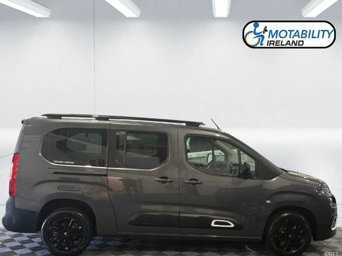 Citroen Berlingo Multispace MPV, Diesel, 2023, Grey