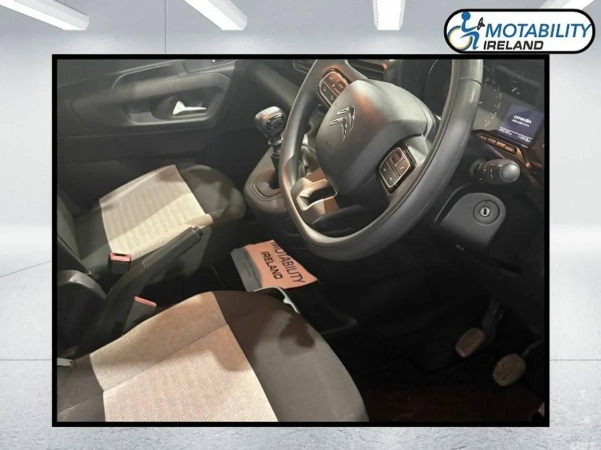 Citroen Berlingo Multispace MPV, Diesel, 2023, Grey