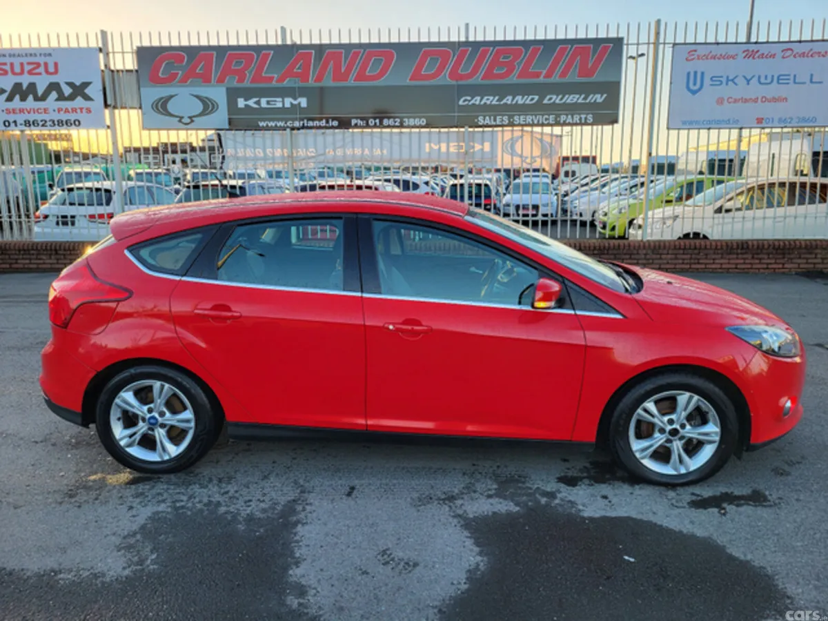 Ford Focus Hatchback, Diesel, 2012, Red