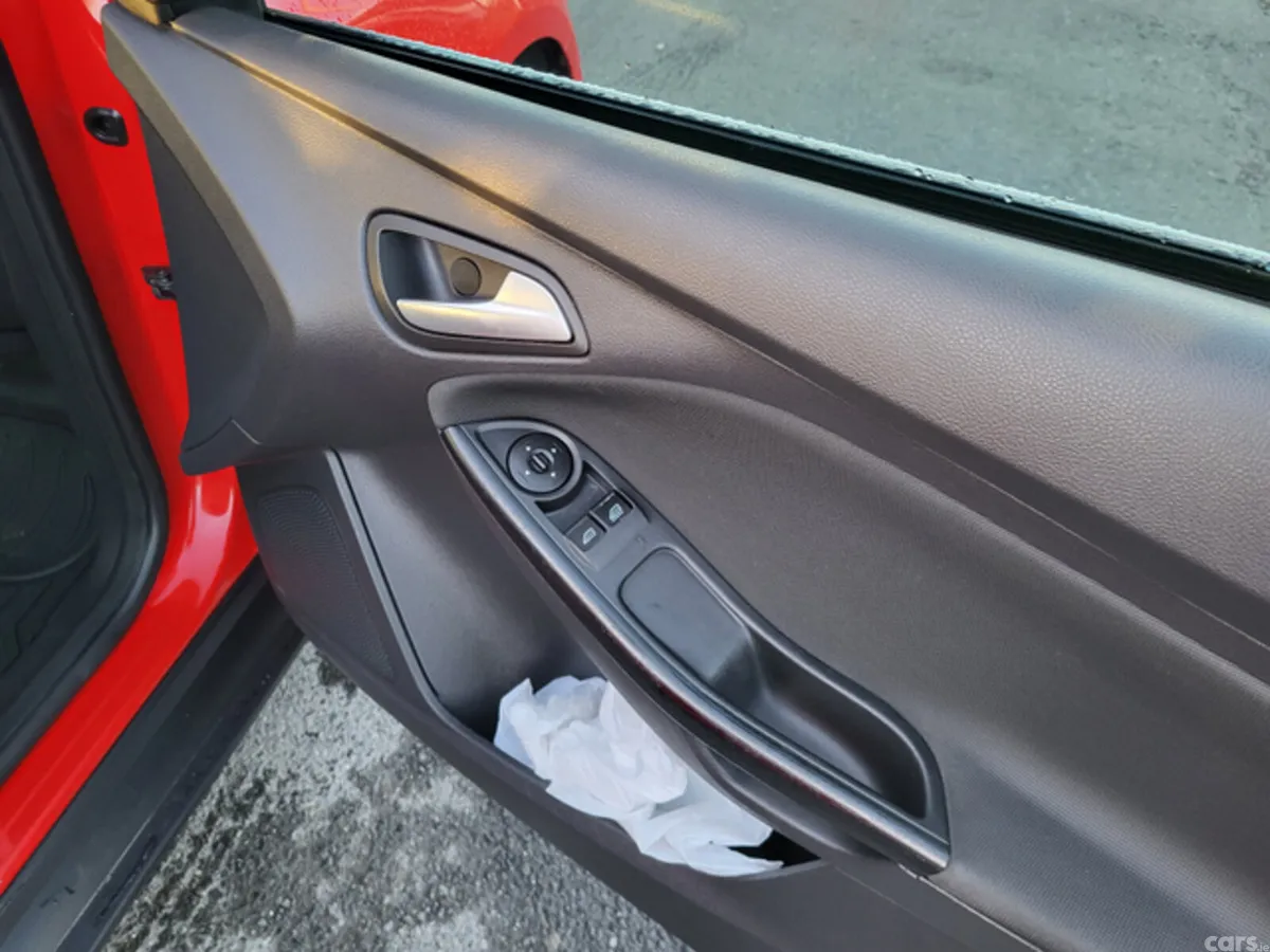 Ford Focus Hatchback, Diesel, 2012, Red