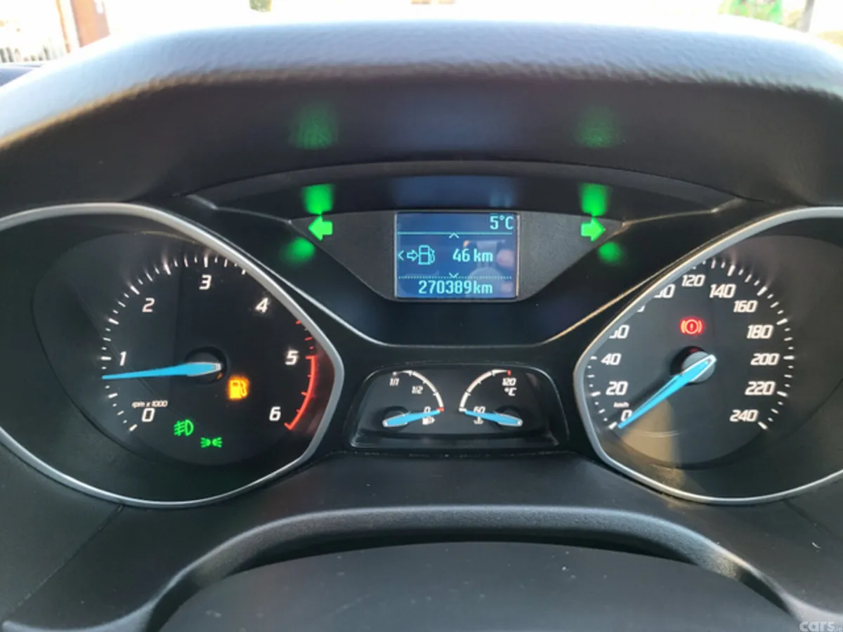 Ford Focus Hatchback, Diesel, 2012, Red