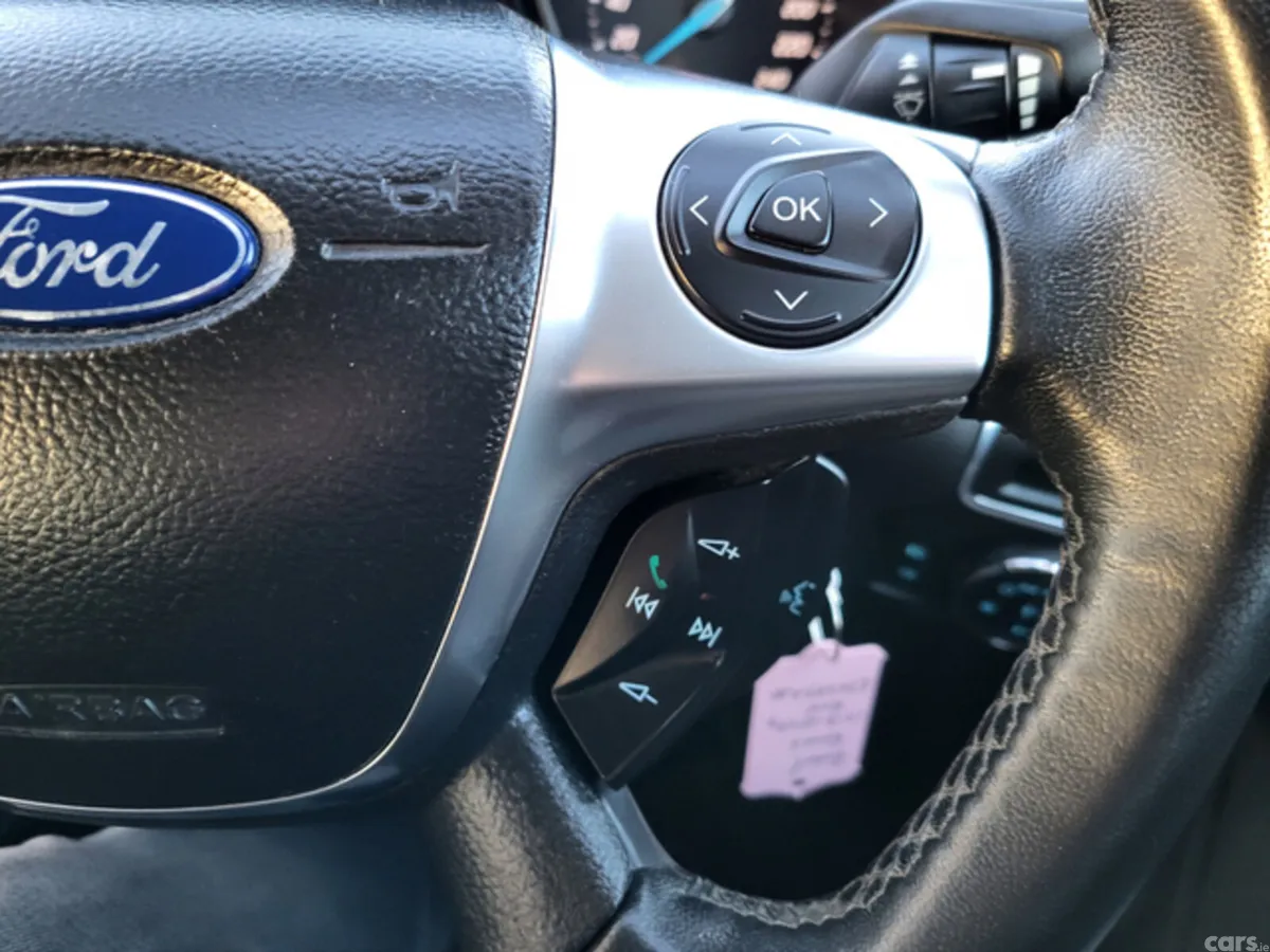 Ford Focus Hatchback, Diesel, 2012, Red
