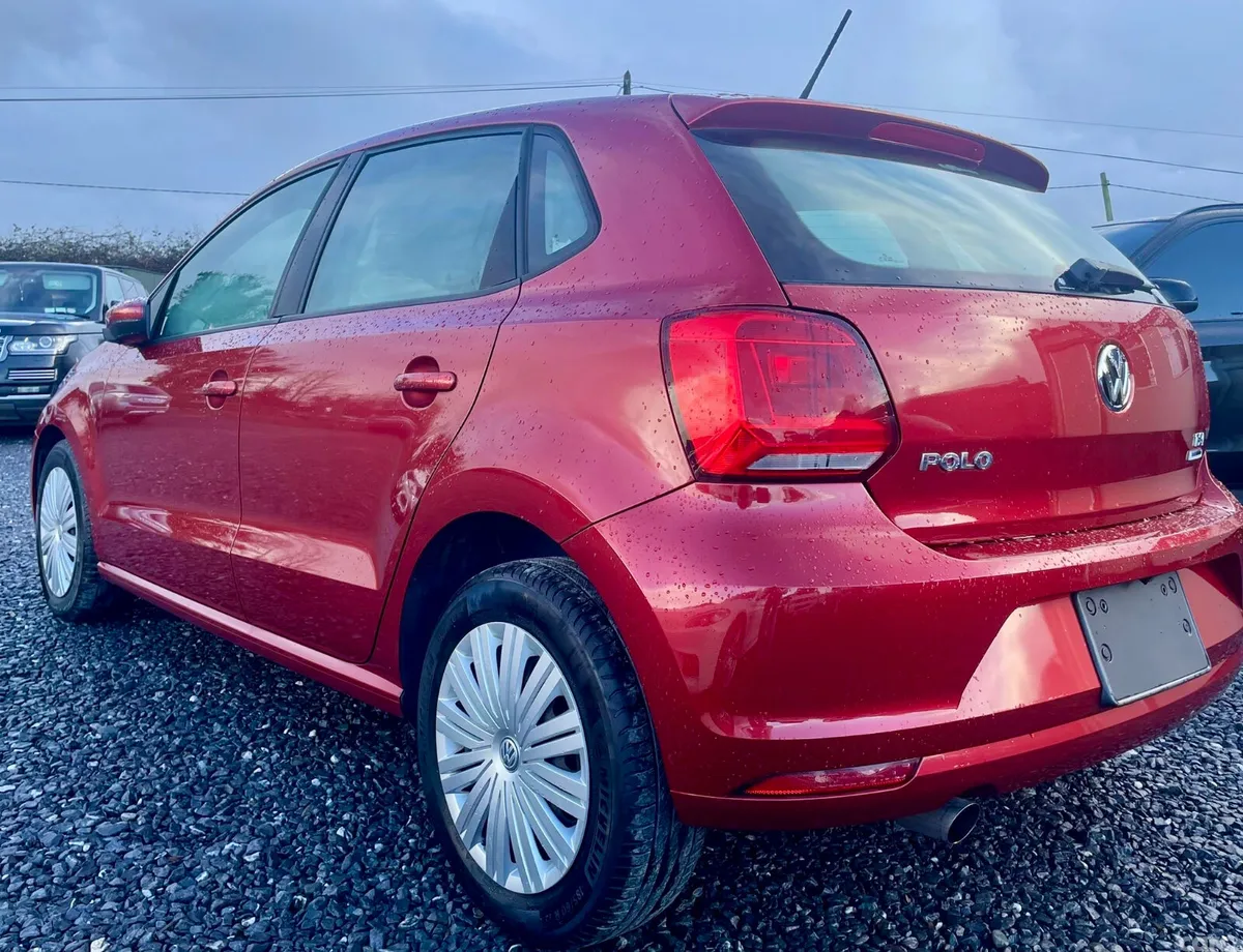 Volkswagen Polo Hatchback, Petrol, 2015, Red