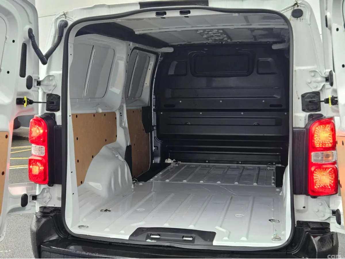 Fiat Scudo Van, Diesel, 2025, White