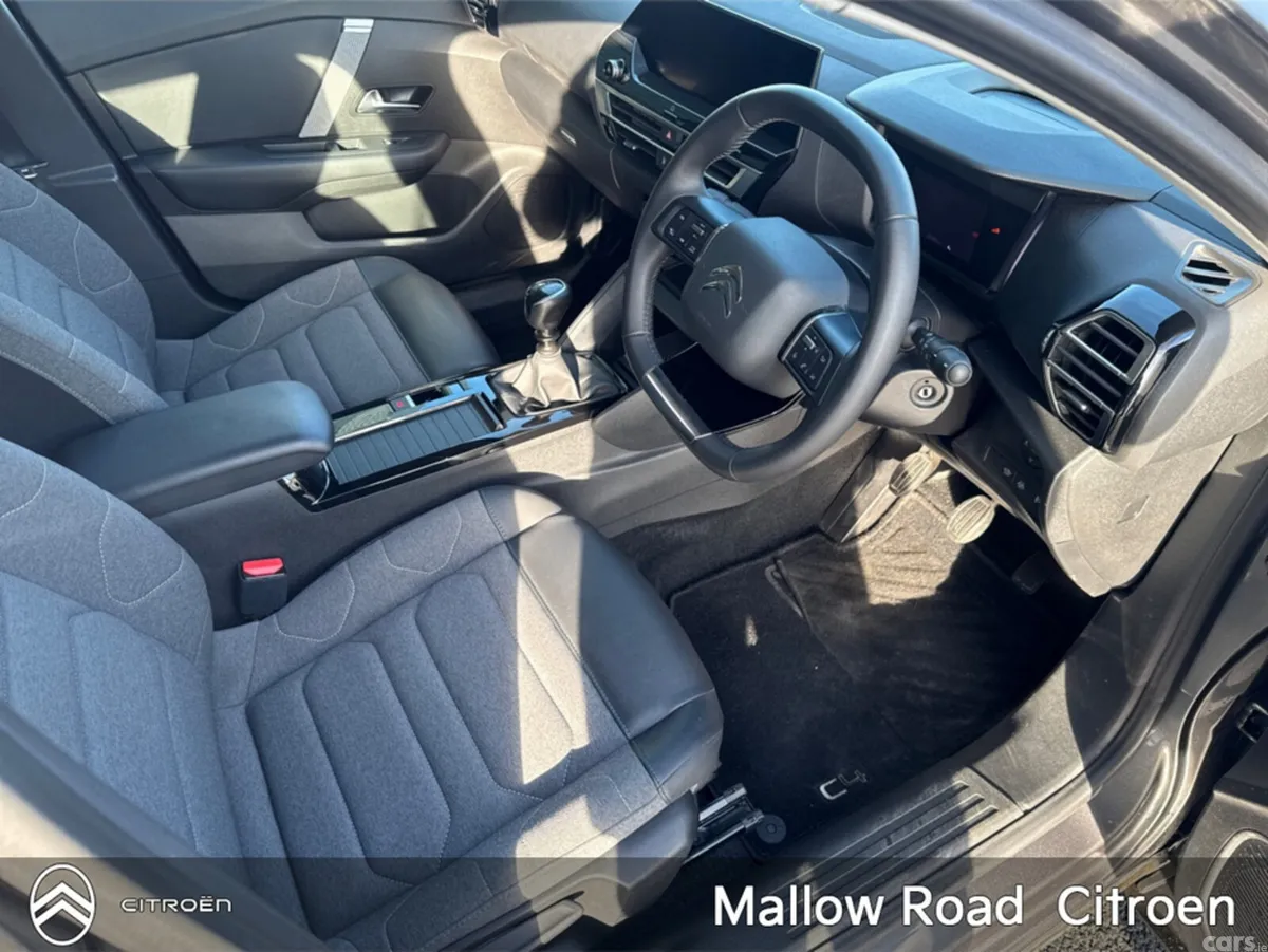 Citroen C4 Hatchback, Petrol, 2024, Grey
