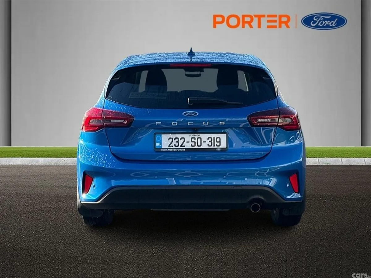 Ford Focus Hatchback, Petrol, 2023, Blue