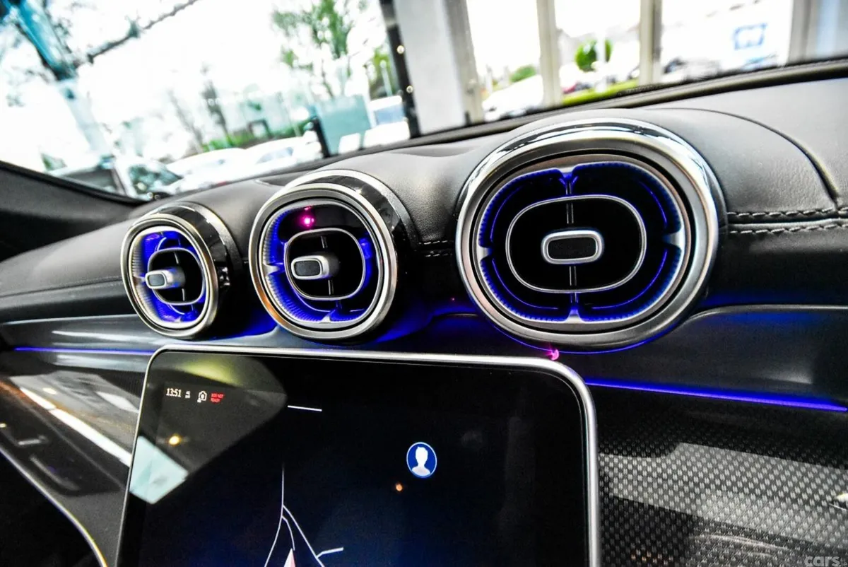 Mercedes-Benz GLC SUV, Diesel Hybrid, 2026, Grey