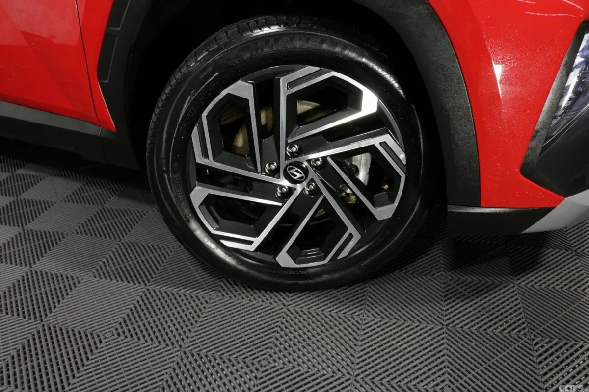 Hyundai Tucson SUV, Petrol Plug-in Hybrid, 2025, Red