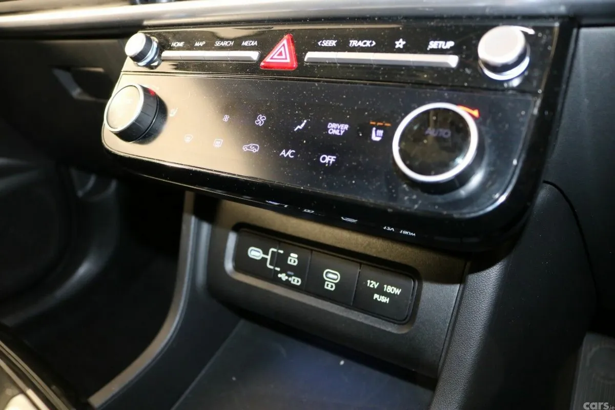 Hyundai Tucson SUV, Petrol Plug-in Hybrid, 2025, Red