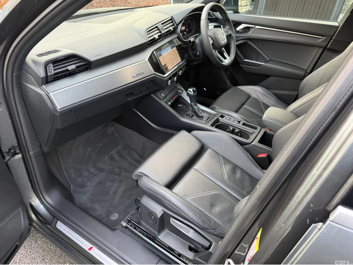 Audi Q3 Estate, Petrol Plug-in Hybrid, 2024, Grey