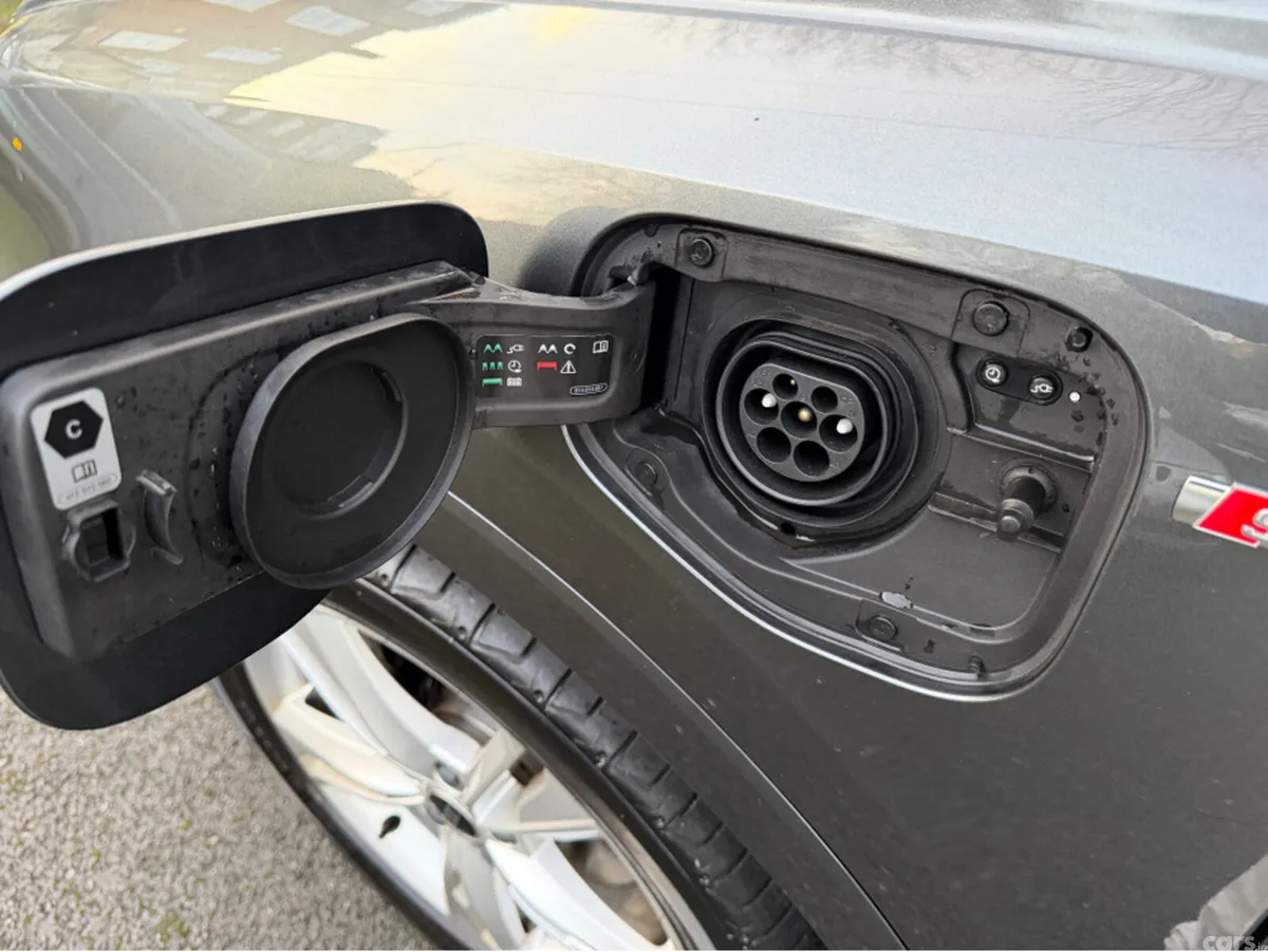 Audi Q3 Estate, Petrol Plug-in Hybrid, 2024, Grey
