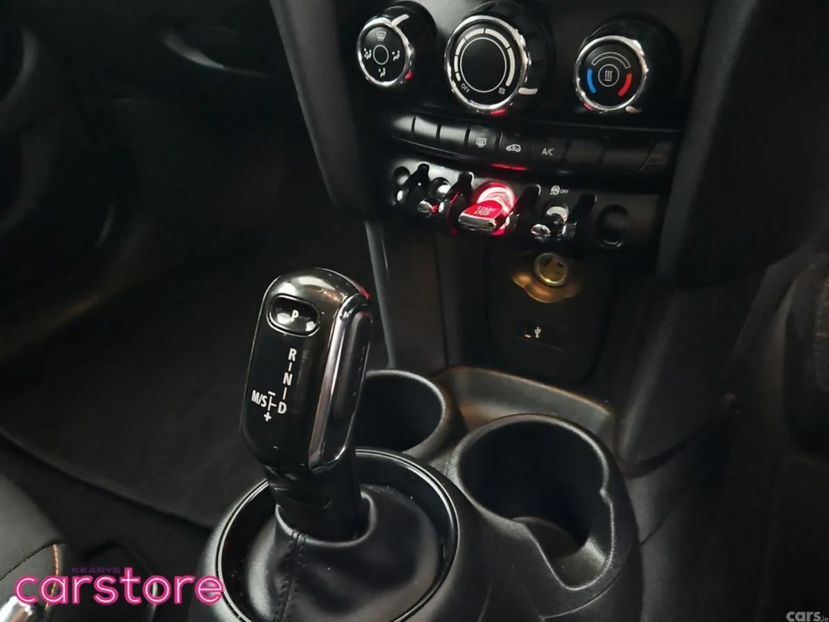 Mini Cooper Hatchback, Petrol, 2019, Blue