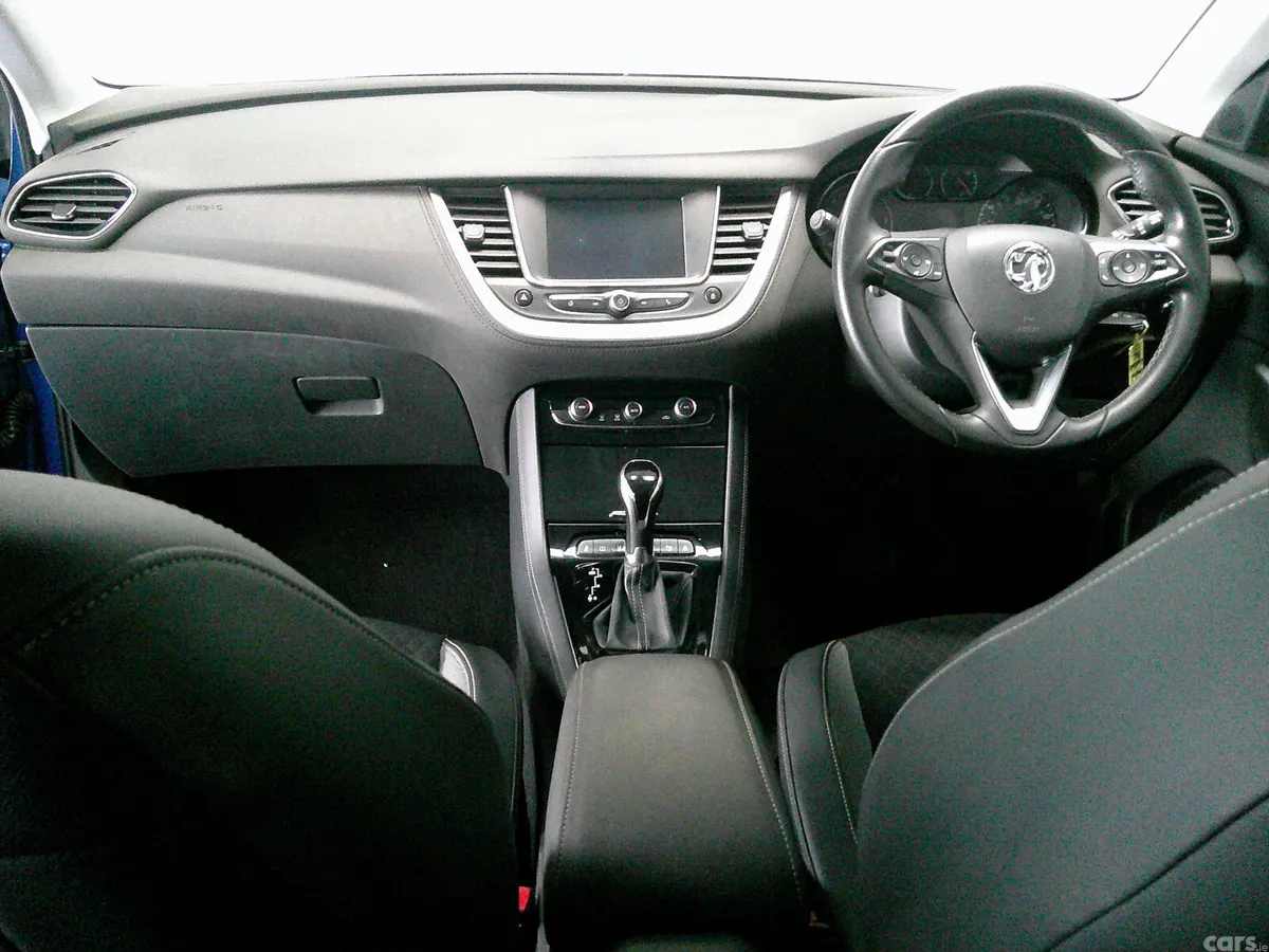 Vauxhall Grandland X Hatchback, Diesel, 2018, Blue