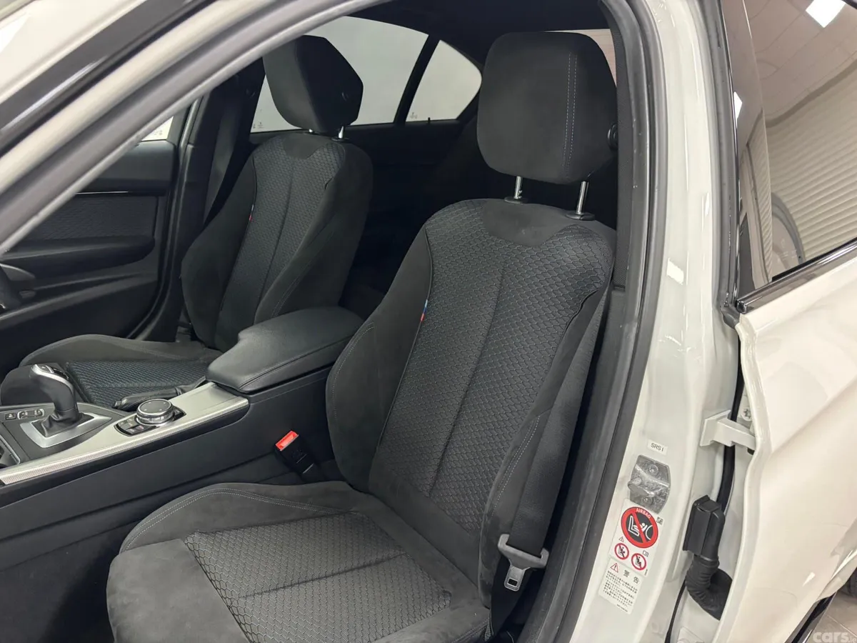 BMW 3-Series Saloon, Diesel, 2015, White