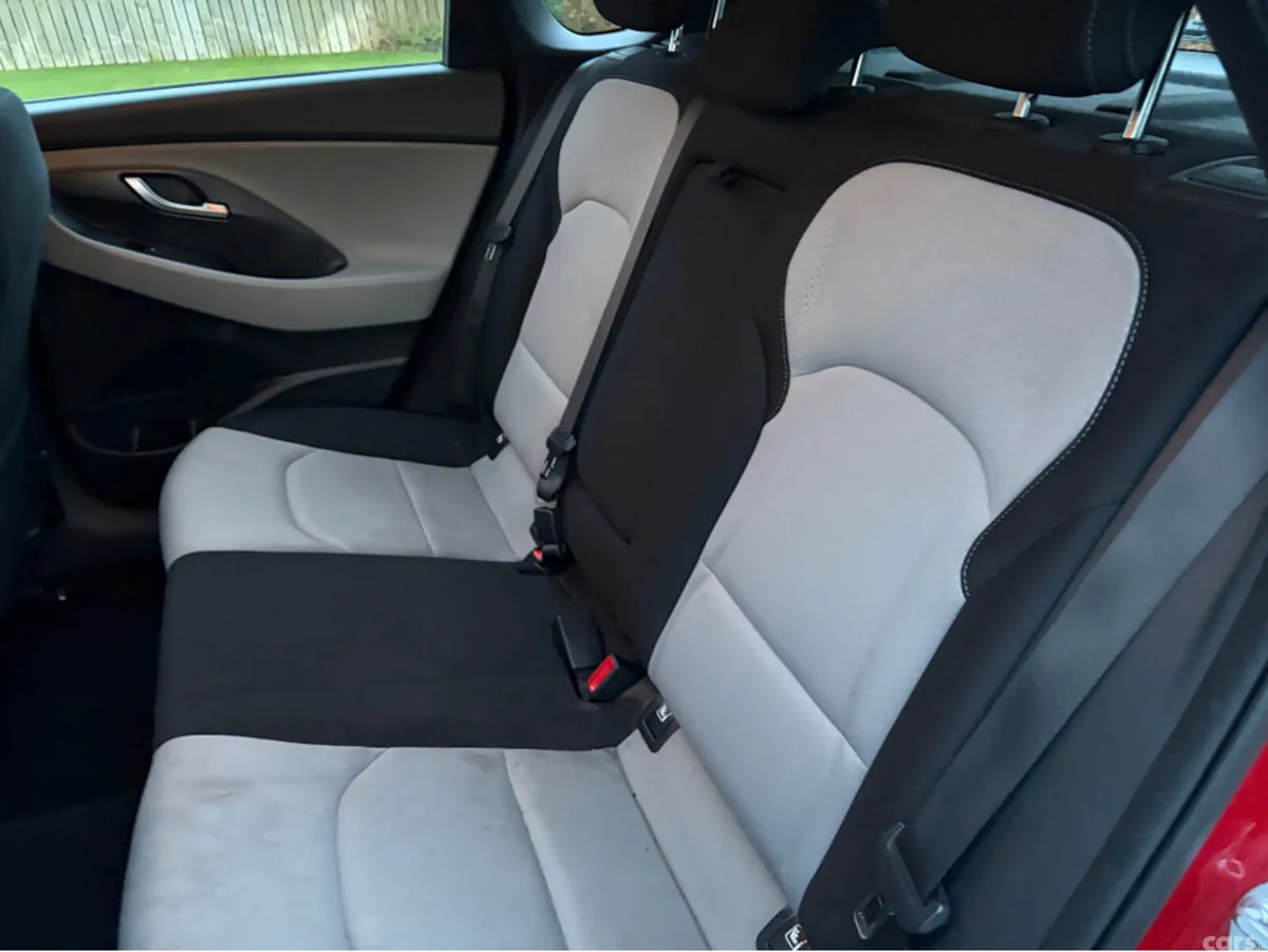 Hyundai i30 Hatchback, Petrol, 2018, Red