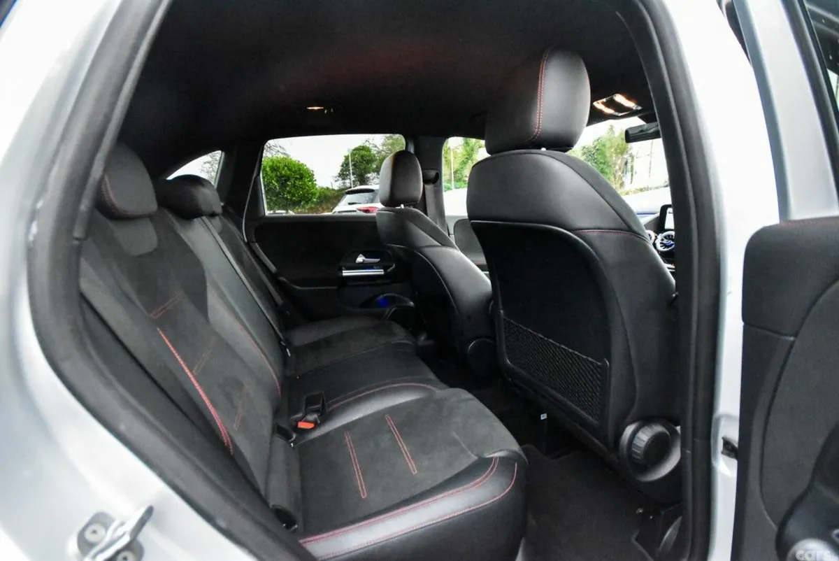 Mercedes-Benz B-Class MPV, Diesel, 2023, Silver
