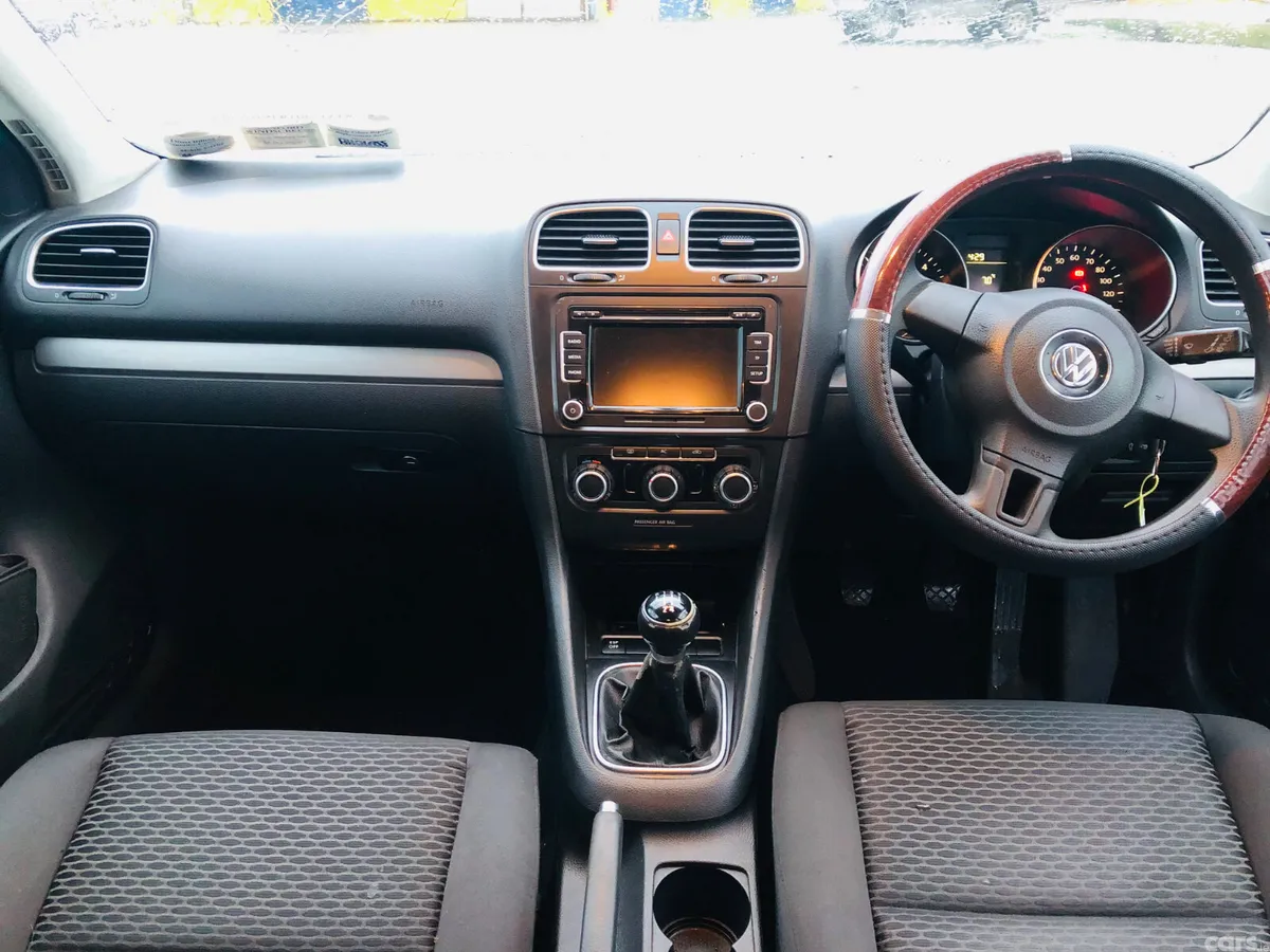 Volkswagen Golf Hatchback, Diesel, 2010, Silver