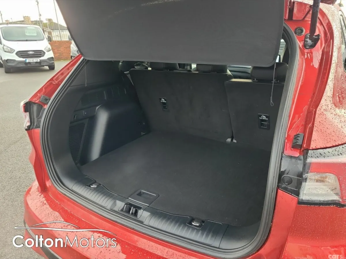 Ford Kuga SUV, Petrol Plug-in Hybrid, 2024, Red