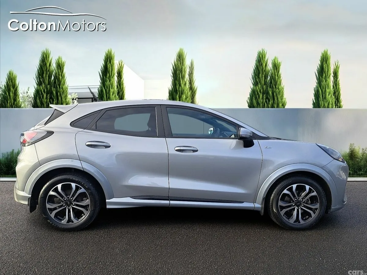 Ford Puma SUV, Petrol Hybrid, 2023, Grey