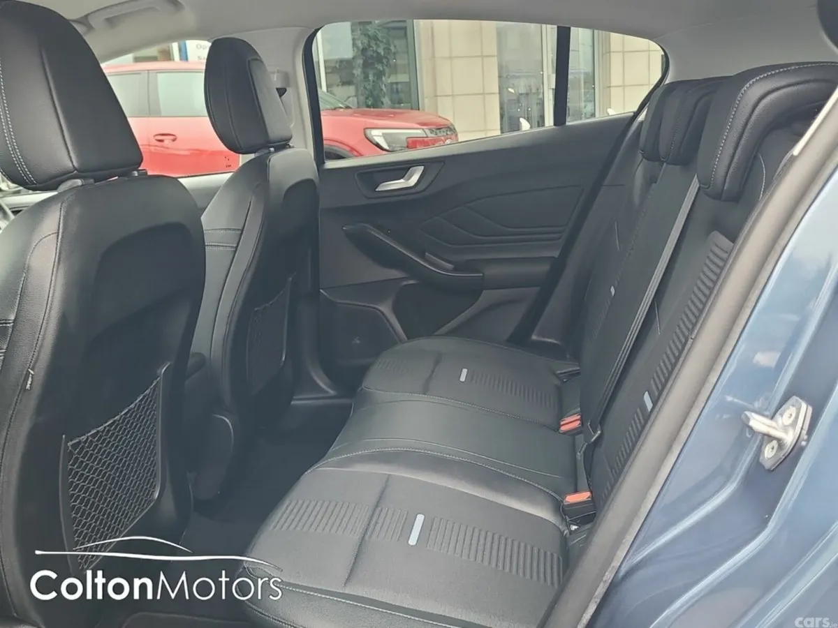 Ford Focus Hatchback, Petrol, 2020, Blue