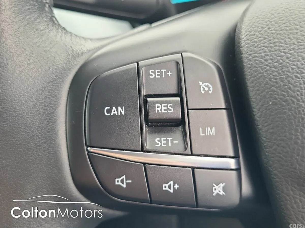 Ford Focus Hatchback, Petrol, 2020, Blue