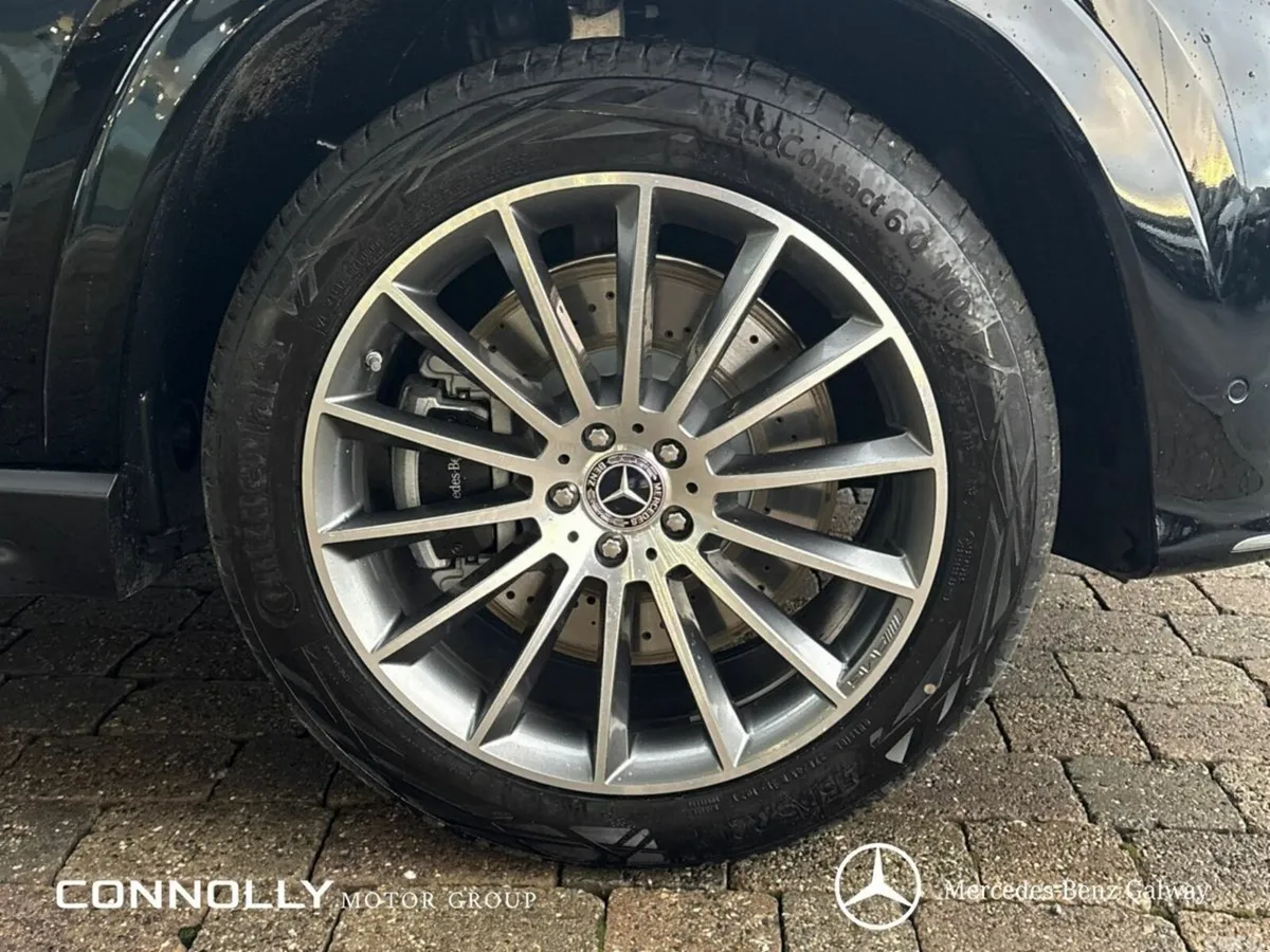 Mercedes-Benz GLE SUV, Diesel Plug-in Hybrid, 2027, Black