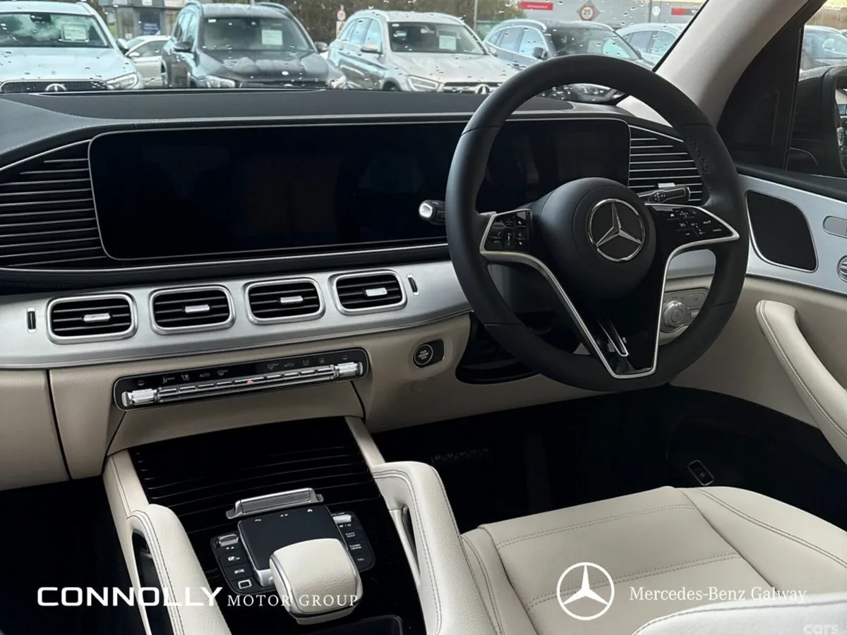 Mercedes-Benz GLE SUV, Diesel Plug-in Hybrid, 2027, Black