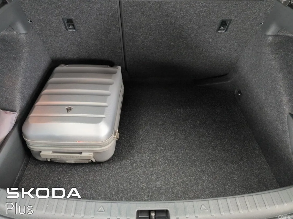 Skoda Scala Hatchback, Petrol, 2025, Grey