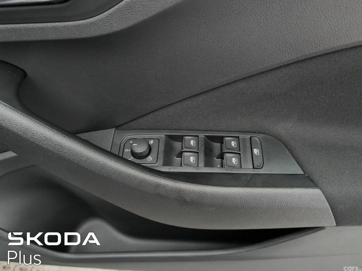 Skoda Scala Hatchback, Petrol, 2025, Grey