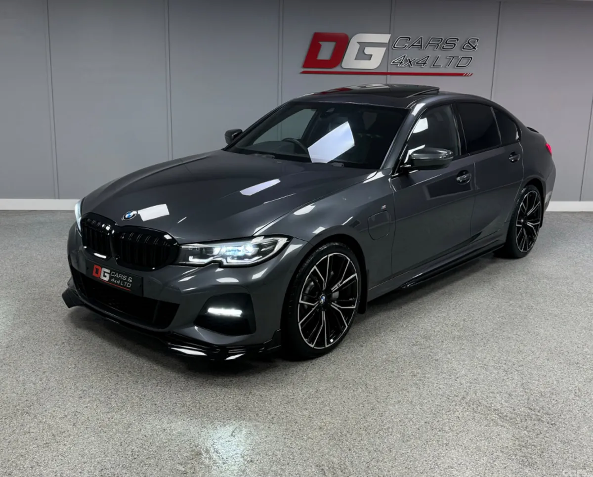 BMW 3-Series Saloon, Petrol Hybrid, 2020, Grey