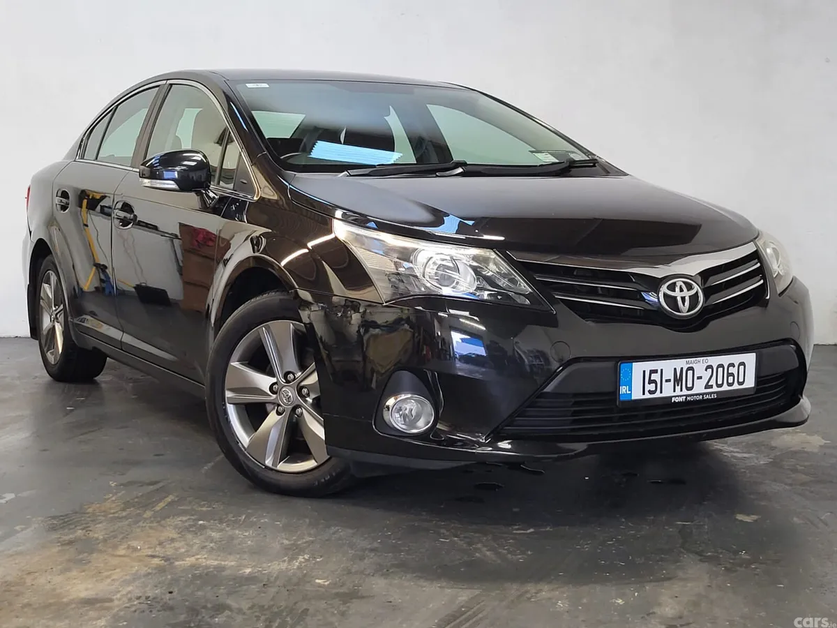 Toyota Avensis Saloon, Diesel, 2015, Black