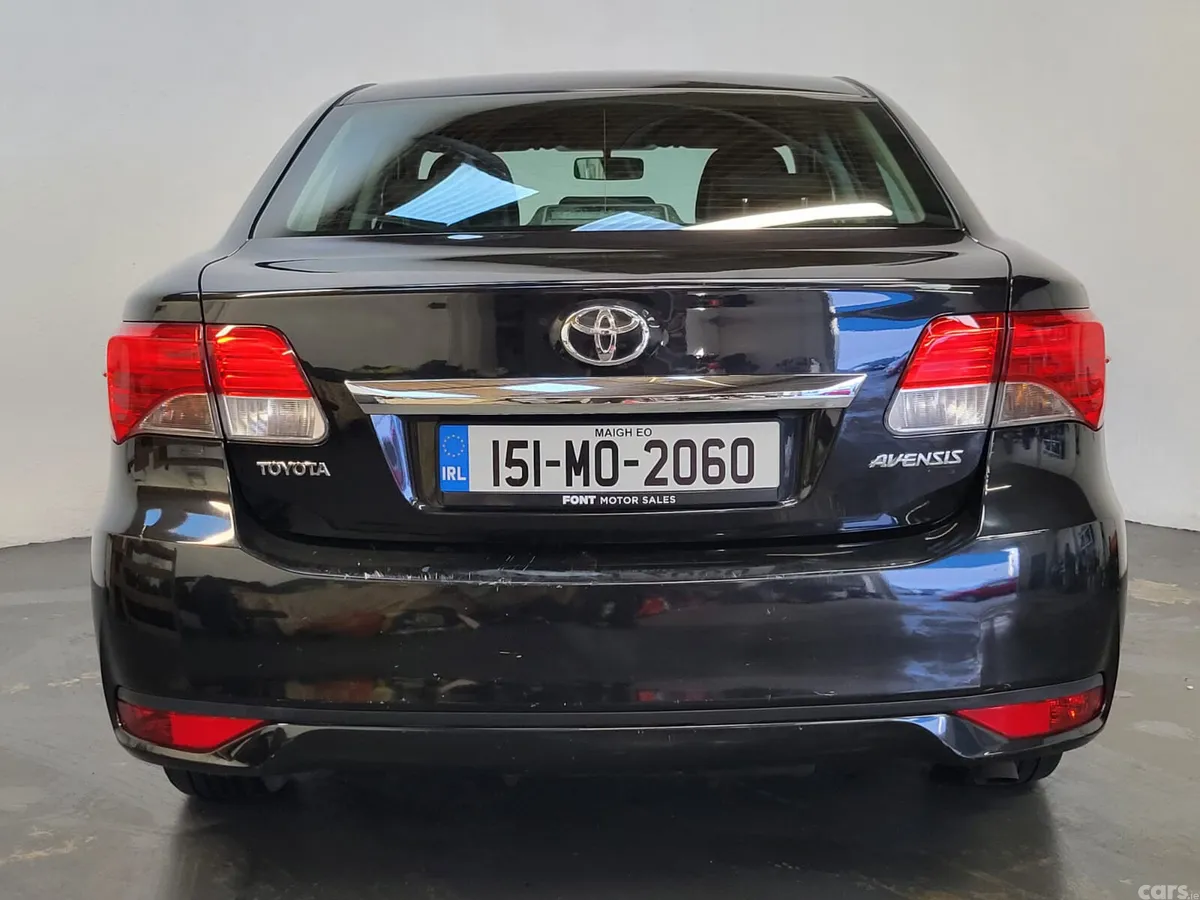 Toyota Avensis Saloon, Diesel, 2015, Black