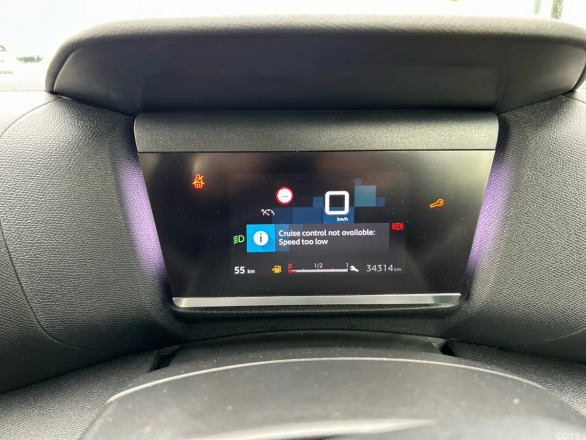 Citroen C4 Hatchback, Petrol, 2022, Grey