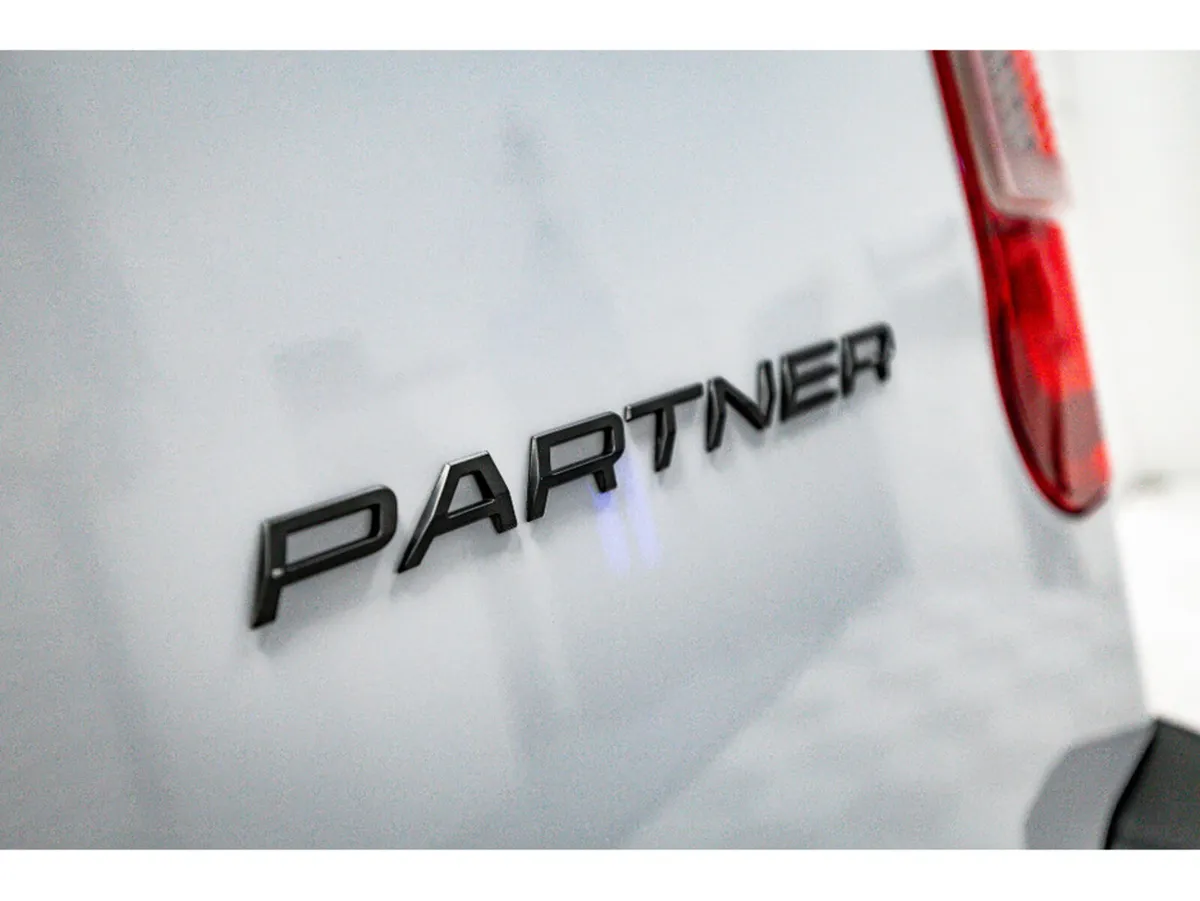 Peugeot Partner Van, Diesel, 2026, White
