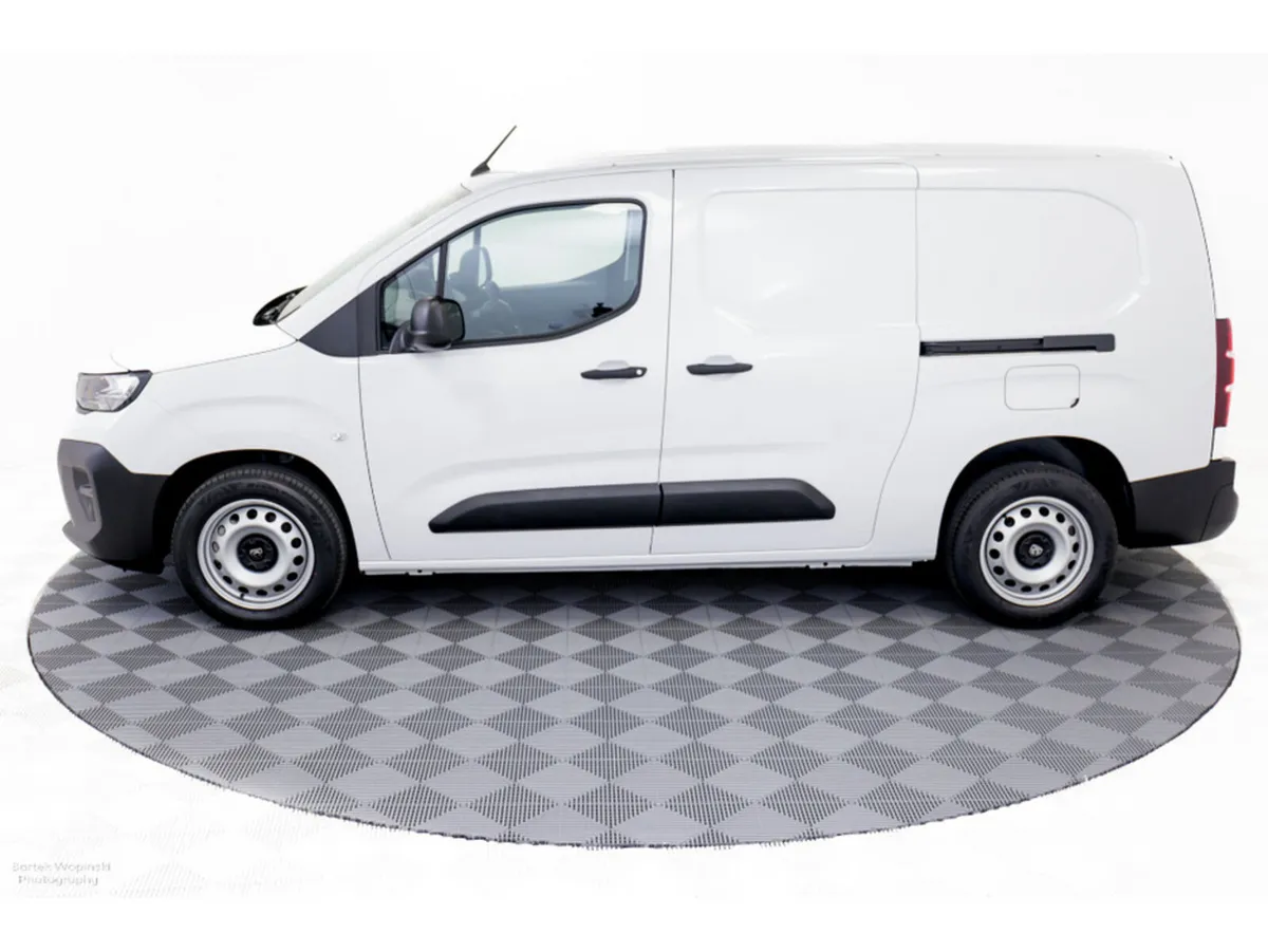Peugeot Partner Van, Diesel, 2026, White