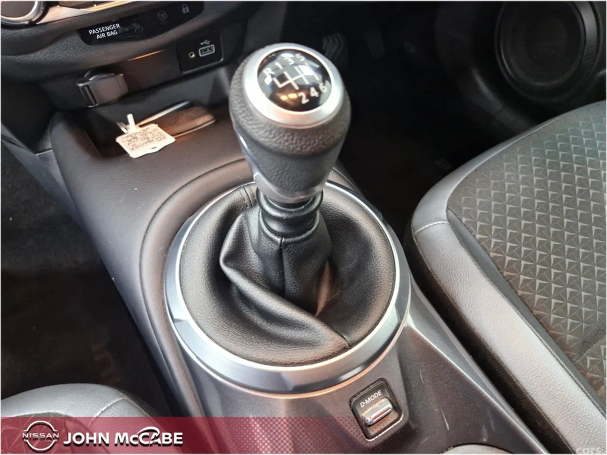 Nissan Juke MPV, Petrol, 2024, White
