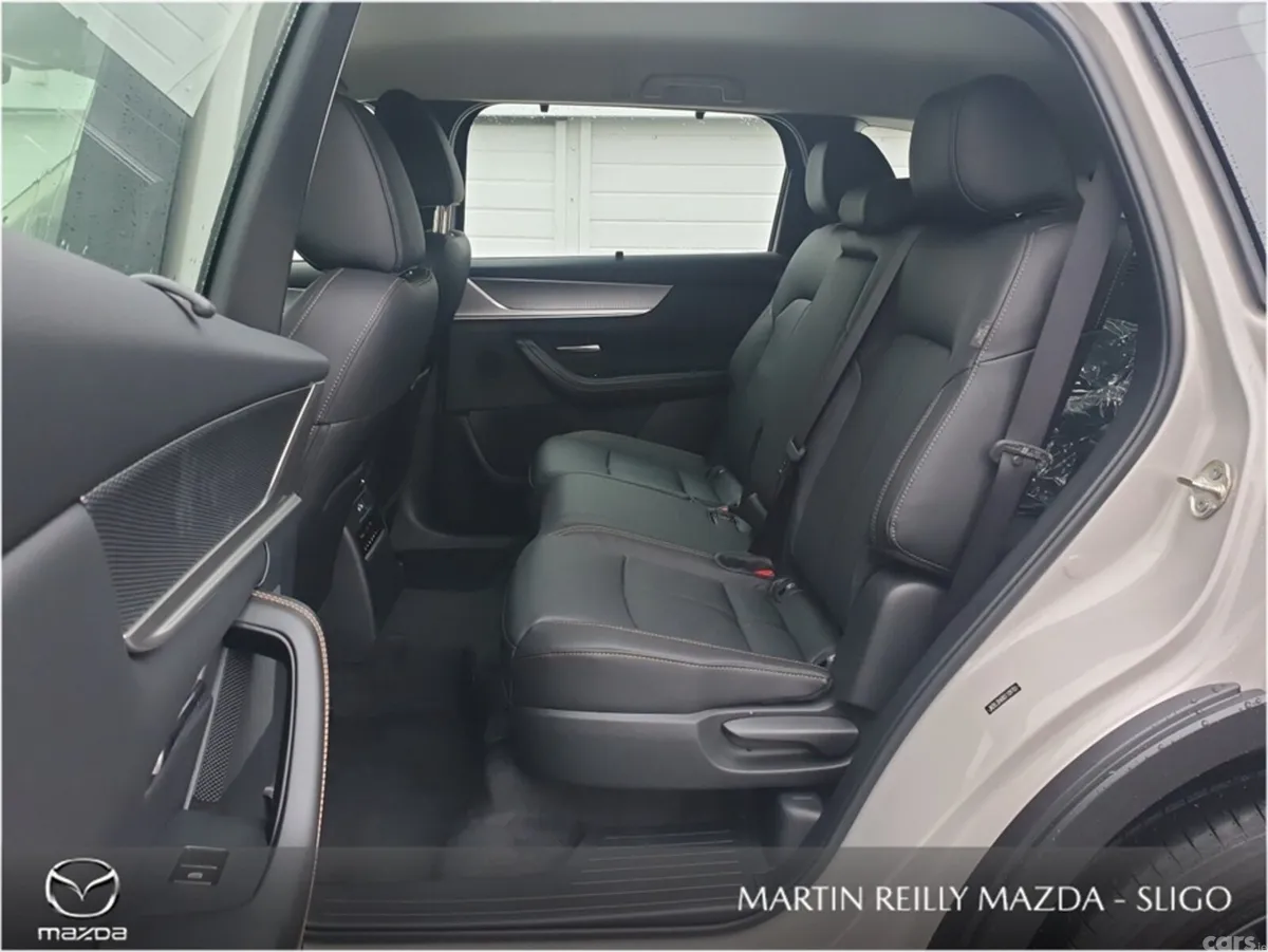 Mazda CX-80 MPV, Petrol Plug-in Hybrid, 2026, Gold