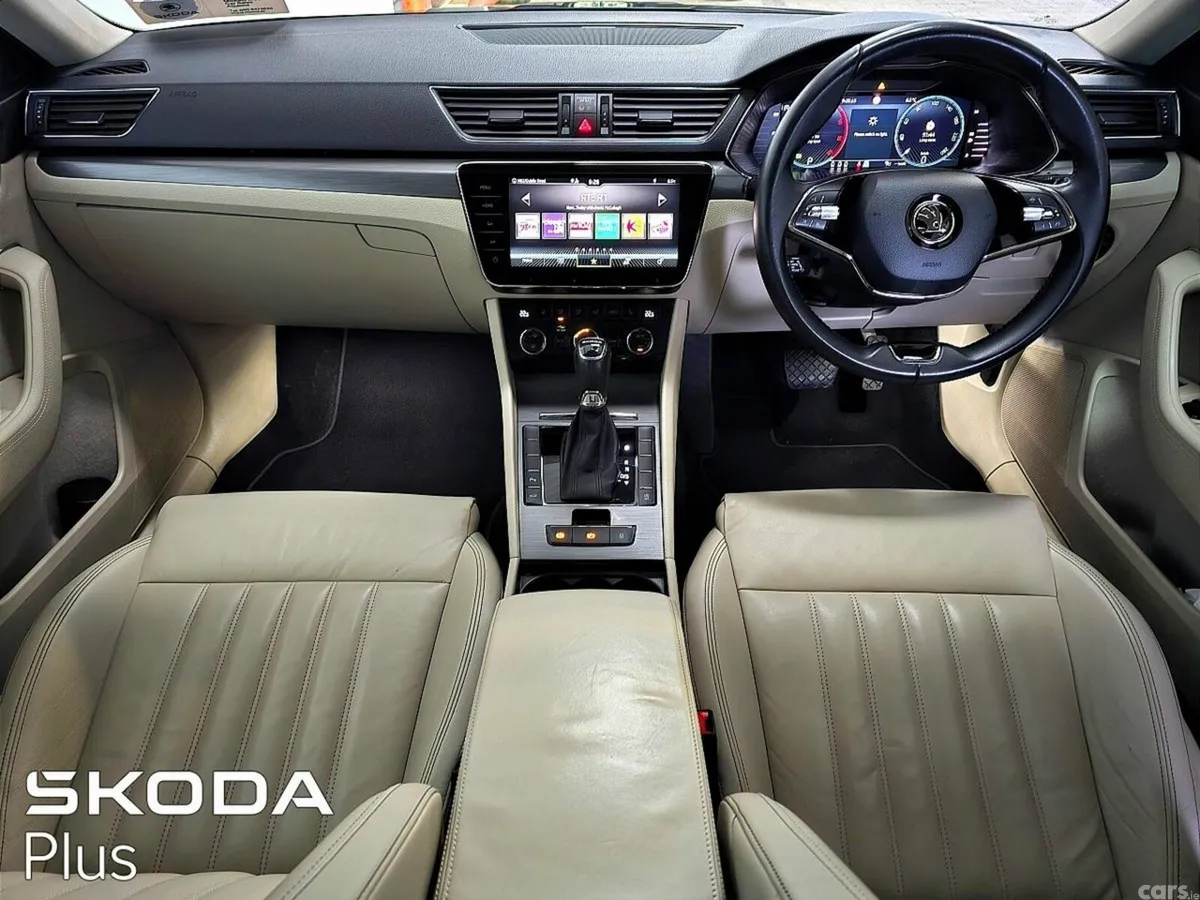 Skoda Superb Estate, Diesel, 2023, Blue