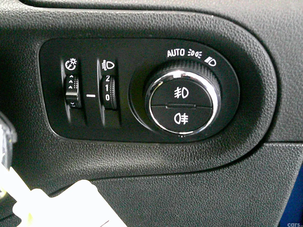 Vauxhall Grandland X Hatchback, Diesel, 2018, Blue