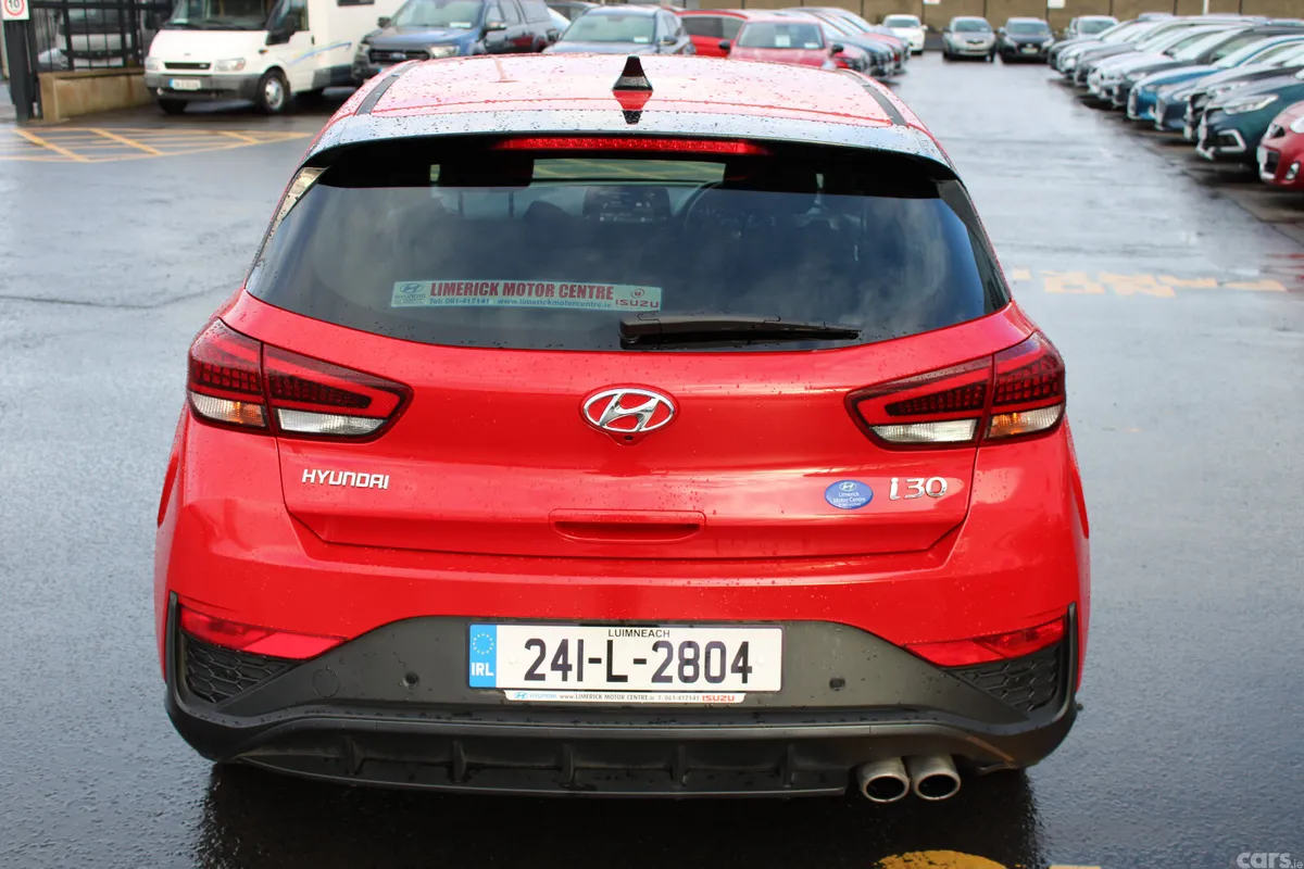 Hyundai i30 Hatchback, Petrol, 2024, Red