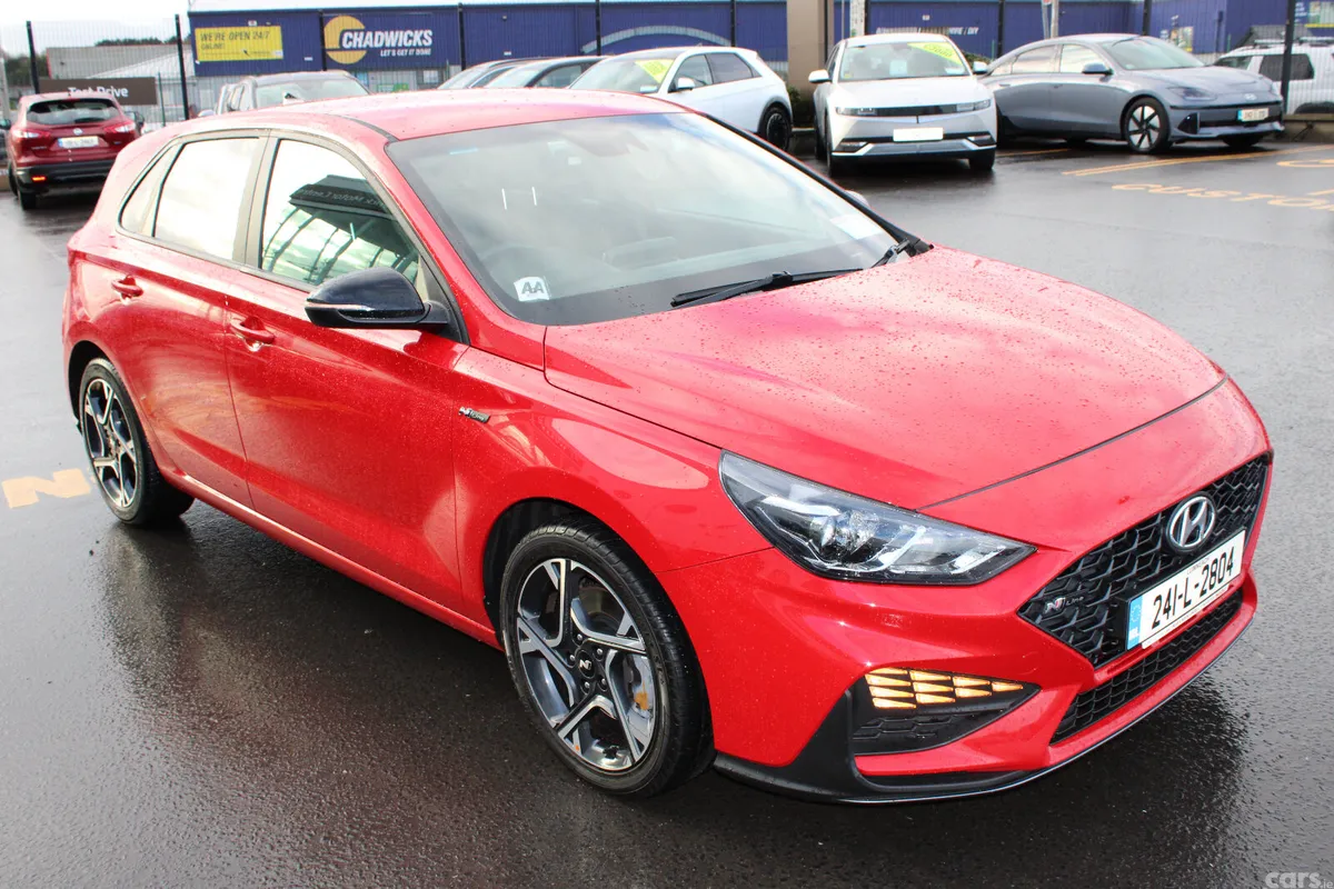 Hyundai i30 Hatchback, Petrol, 2024, Red