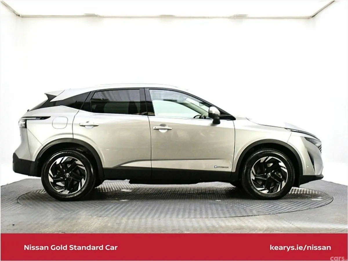 Nissan Qashqai SUV, Petrol Hybrid, 2025, Silver