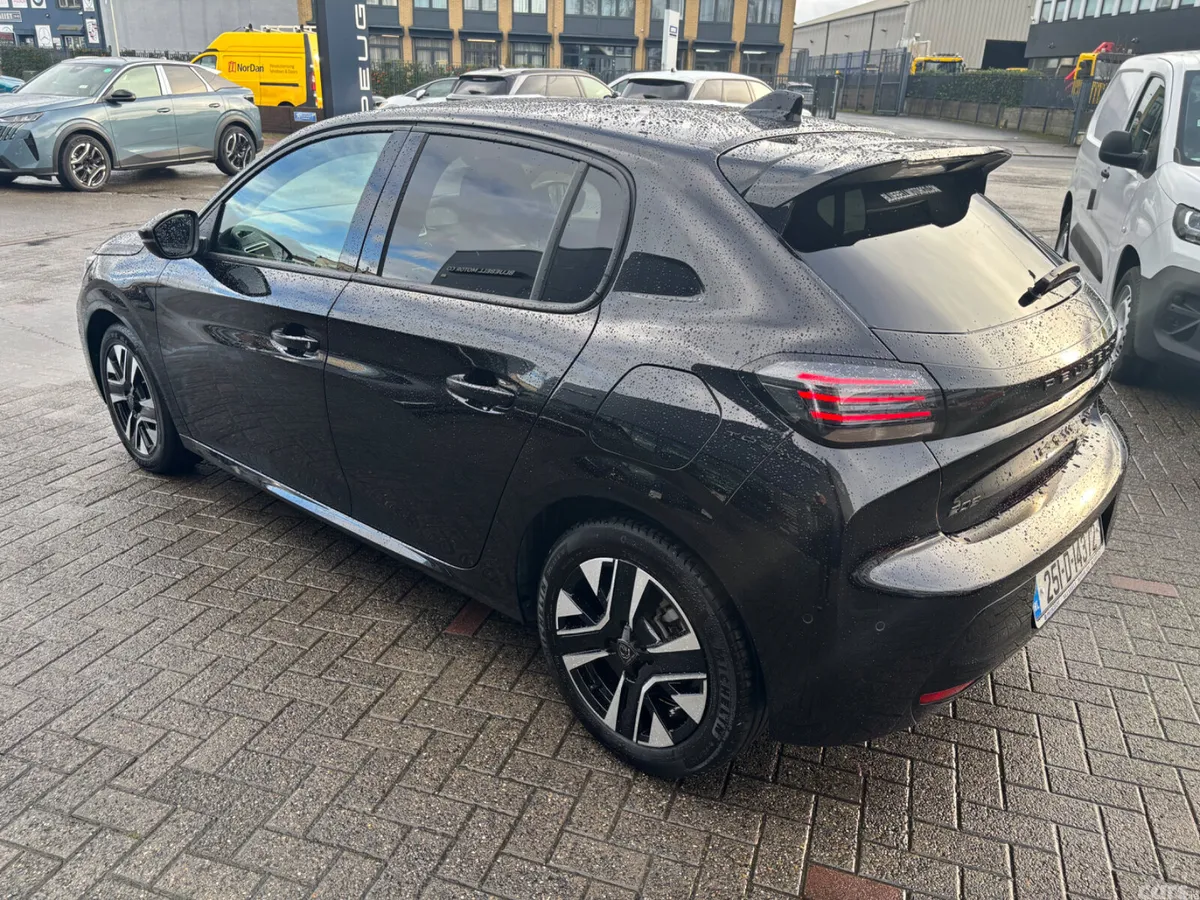 Peugeot 208 Hatchback, Petrol, 2025, Black