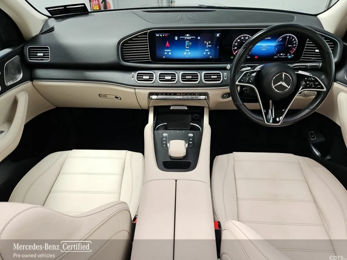 Mercedes-Benz GLE SUV, Diesel Plug-in Hybrid, 2027, Black
