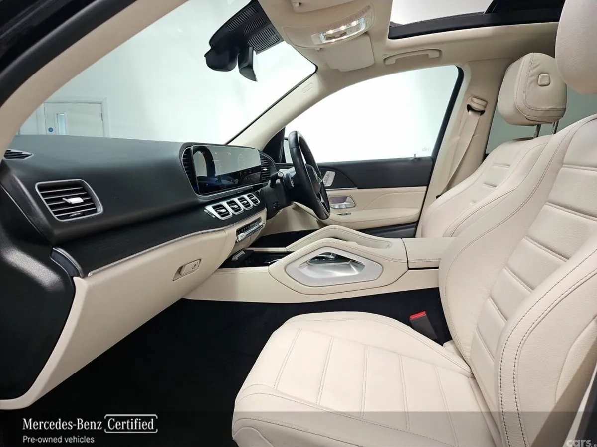 Mercedes-Benz GLE SUV, Diesel Plug-in Hybrid, 2027, Black